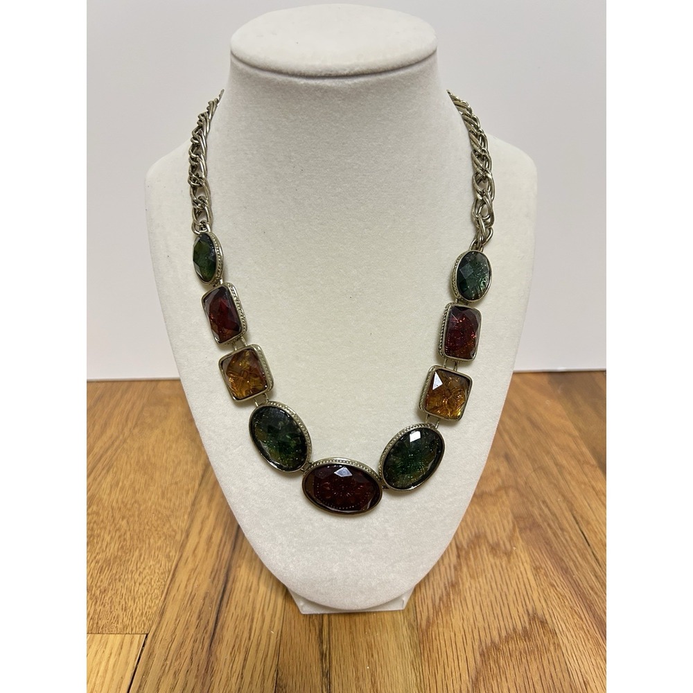 2028 Vintage Statement Faux Gemstone Necklace